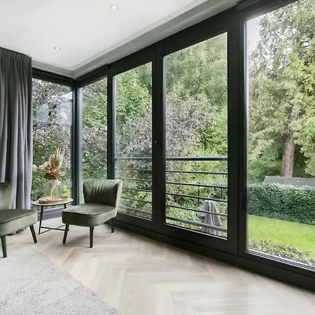 Captivating 6-bed House In Semesterbostad Amsterdam
