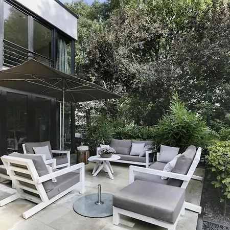 Captivating 6-bed House In Semesterbostad