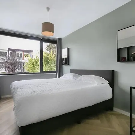 Captivating 6-bed House In Semesterbostad *